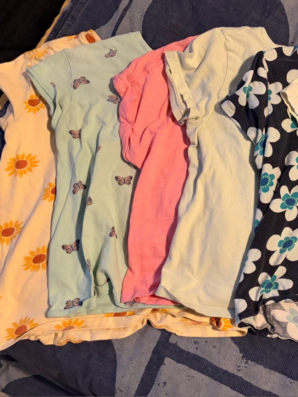 Lot of 8 Girls Soft Tees L (10-12)